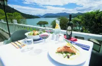 The Portage Resort - breakfast