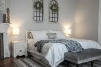Blue Belle: Storybook Spring Escape - Cozy 2Br