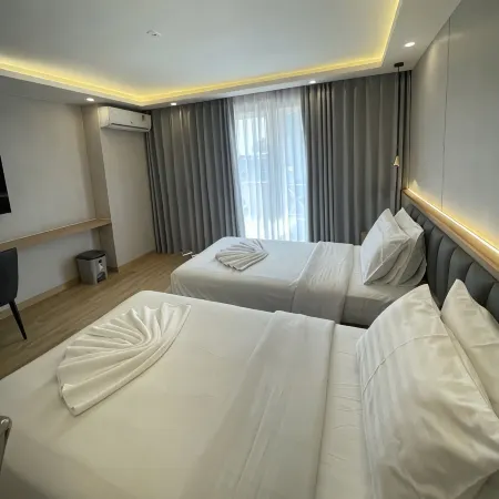 LNN of Yunduo Hotel Отели рядом с достопримечательностью «Ратчада Сой 6»