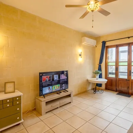 Villa Zest - 3 bedrooms (sleeps 6+2 kids) Qala village