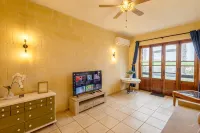Villa Zest - 3 bedrooms (sleeps 6+2 kids) Qala village