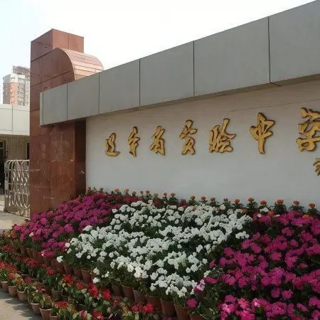 Huayu Loft Apartment Hotel