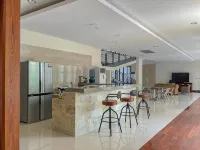 Merbau Luxurious Villa Senggigi by The Lavana - Villas