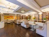 Holiday Hotel Hotels near Luoding Confucious Temple