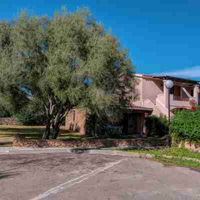 Residenze Gallura Hotel Exterior