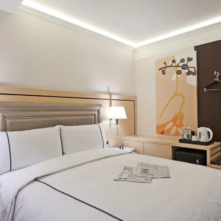 K Hotels Taipei Songjiang Отели рядом с достопримечательностью «Храм Hsing Tien»