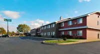 Hudson Inn & Suites