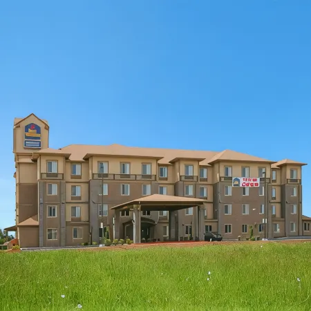 Best Western Plus Port of Camas-Washougal Convention Center