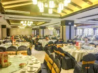 Longmen Shuidu Yangxin Valley Hot Spring Hotel