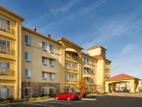 La Quinta Inn & Suites by Wyndham Smyrna TN - Nashville