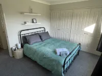 Comfortable 2-Bedroom Home in Mudgee “Rest Easy Mudgee” - บังกะโล