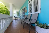Casa Lula Beach Retreat, 3BR Near Coast, Arecibo Comfort, Nature & Relaxation