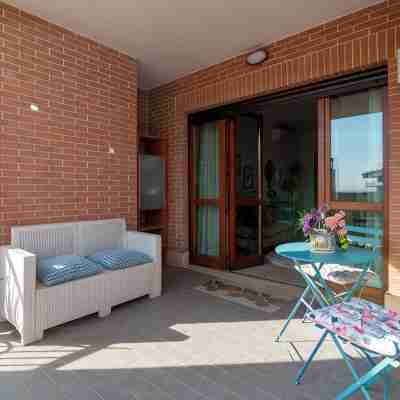 Delightful apartment with large terrace near Leonardo Da Vinci FCO Airport Others