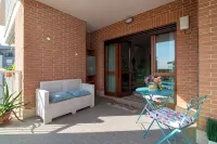 Delightful apartment with large terrace near Leonardo Da Vinci FCO Airport - Condos