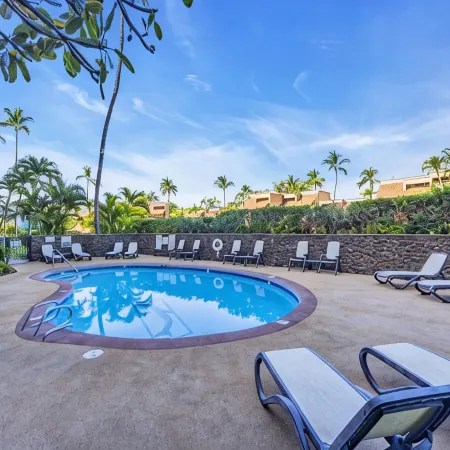 Rare Penthouse Ocean View Unit 3bd/2bth Upgraded