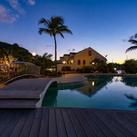 CasaPisani Tranquil 2Bed condo SimpsonBayYachtClub