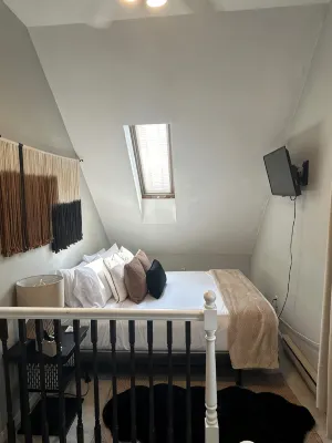 溫馨現代套房