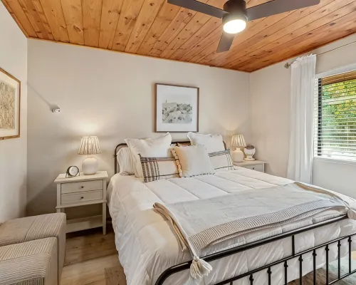 Comfy, Cozy Cabin in the Mountains with a large front porch. Pet-Friendly! Hotéis em Heber