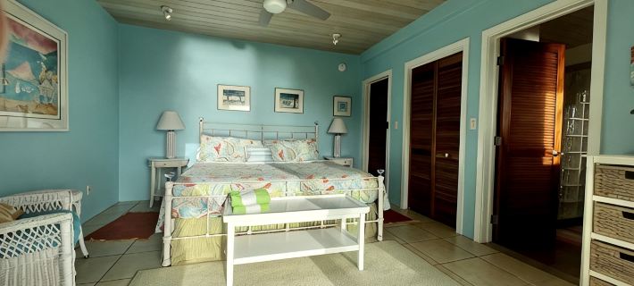 Spectacular Views...Refreshing Trade Winds, Private Pool. Island Dreams Indeed! Hotels in Saint John