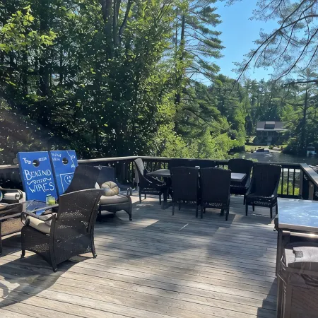Amazing Lakefront House w/Private Dock, Private Beach, 4 Bedrooms, Sleeps 12+