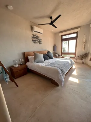 Beautiful 2BR/2BT Beachfront โรงแรมใน