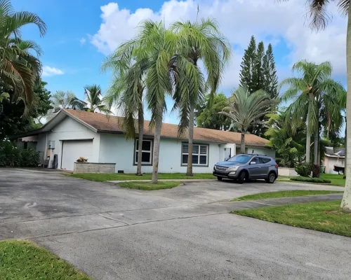 Private Apartment Miami Kendall near Zoo, The Falls Mall, and Miami Dade College Hotels in Kendall