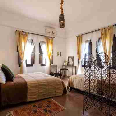 Abode of character or bedrooms to rent with private pool in Marrakesh Rooms