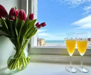 The Lookout Broadstairs, 3 bed 2 bath Apt, central, sea views, kids & dogs ok - Ocean View