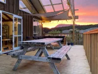 Birdsong, bush walks, biking and boating! - 3 stelle