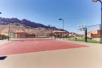 Luxury Townhome in Moab with POOL Hot Tub WI-FI KING BED - 2-نجوم