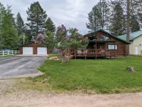 Comfortable Log Cabin w/AC ~ Downtown Seeley Lake! - Chalets