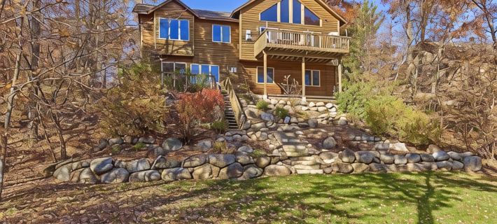 Deacon's Lodge Golf: Overlooking Pelican Lake - Breezy Point Hotels in Breezy Point
