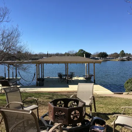 Firefly Cottage - Lakefront Cottage with Huge Dock on Quiet Cove
