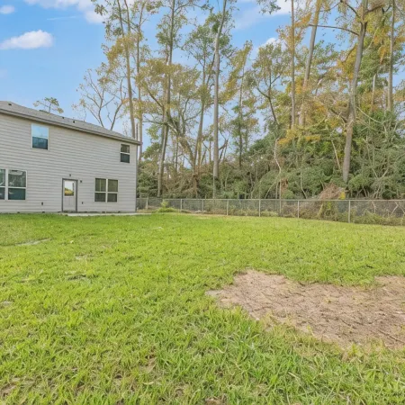 Spacious 4 Bd Home w KING Bed