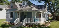 Charming 3 BR cottage in Humboldt - blocks from DT