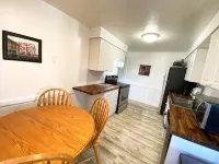 Updated Gonzaga duplex near downtown Spokane