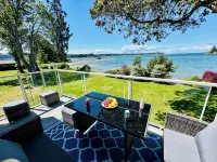 Ocean front with stunning views!! Gardens, trails, pools, and more. Pure beauty! -  Privatzimmer