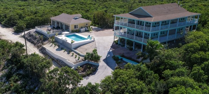 Stunning Ocean Views, First-Class Accommodation - with Pool, Deck & Solar Hotels in Great Exuma Island