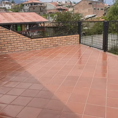 Cozy Apartment, Wood/fireplace, close to City
