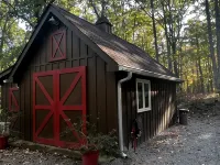 Rising Fawn Barn Guesthouse in the Woods on Lookout Mountain GA. Hôtels à : Comte de Dade