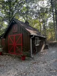 Rising Fawn Barn Guesthouse in the Woods on Lookout Mountain GA.