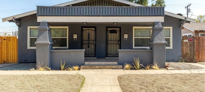 Sequoia/Kaweah Hospital Duplex 2/2 Hotels in Visalia