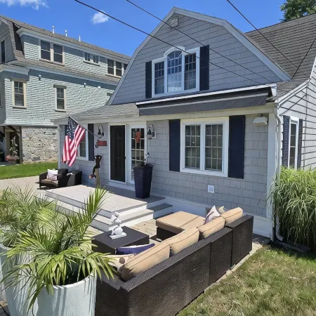 Charming year-round beach home in Indian Town, Old Saybrook