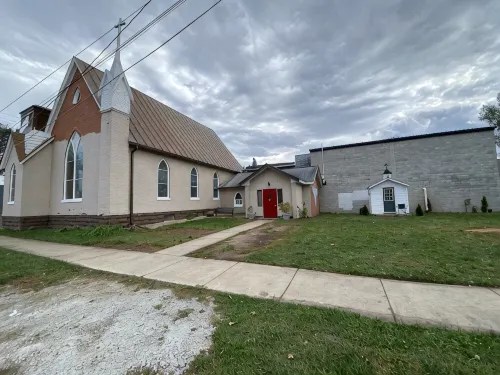The Mauston Church Mansion. Close to Dells!