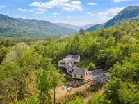 Mountain Top Hideaway 10 Min to North Conway & 5 Min Saco River, Pet Friendly