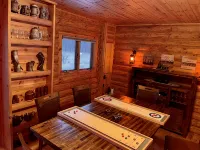 10 Acres - Hot Tub - Groups. Enchanting Serenity, Fun, Nature & Spaciousness. - Chalets