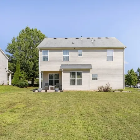 Available Now-4Br, Sleeps 8: Insurance Displacement/Relocation/Family Transition