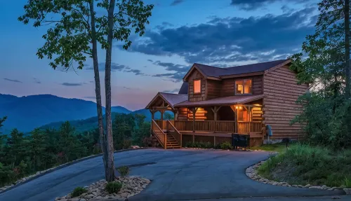 New! LUXURY Lodge! LARGE Indoor Heated Pool, HotTub, Arcade, & Incredible Views! - Private Pools