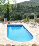3 bed villa surrounded with tropical gardens with private pool 2 km from town. - Swimmingpools