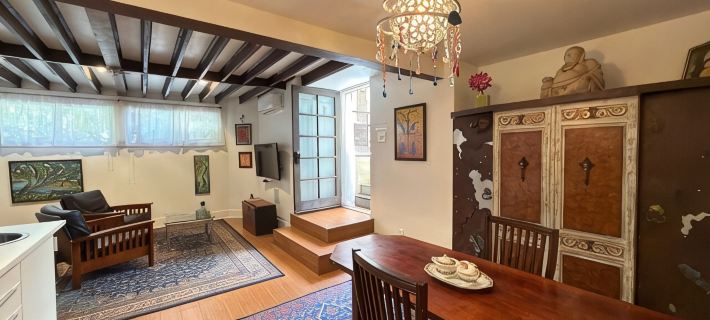 Artistic Haven in Hollywood with Pool, Hot Tub, Cabana, and Garden Hotels in West Hollywood